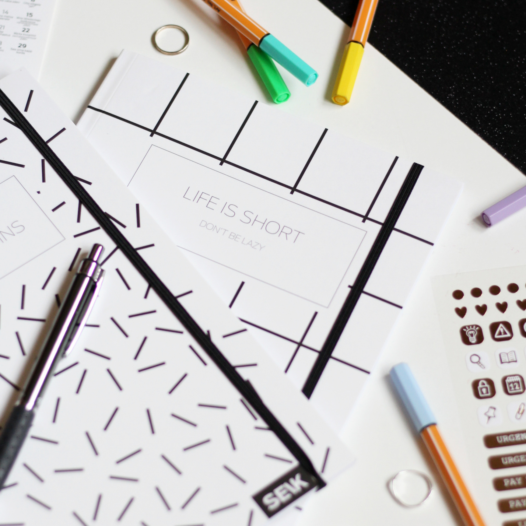 Bullet Journal / Dotted Notebook adventure begins & life is short (2pcs) - Image 2