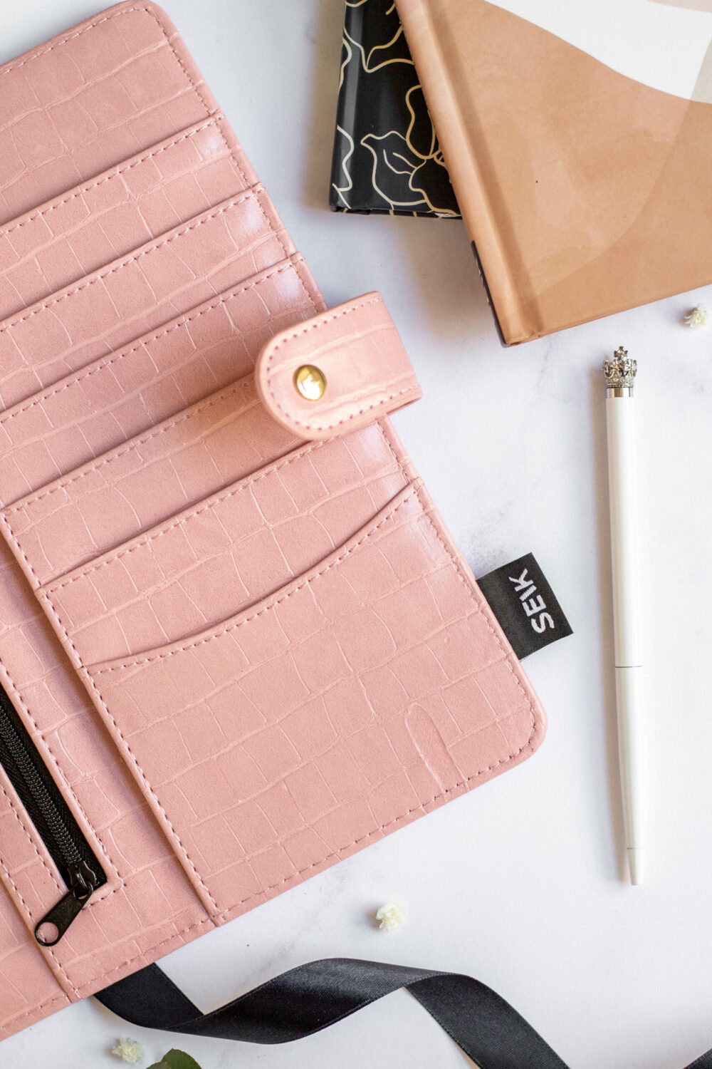 Ring binder from premium faux leather A5 (pink) - Image 2