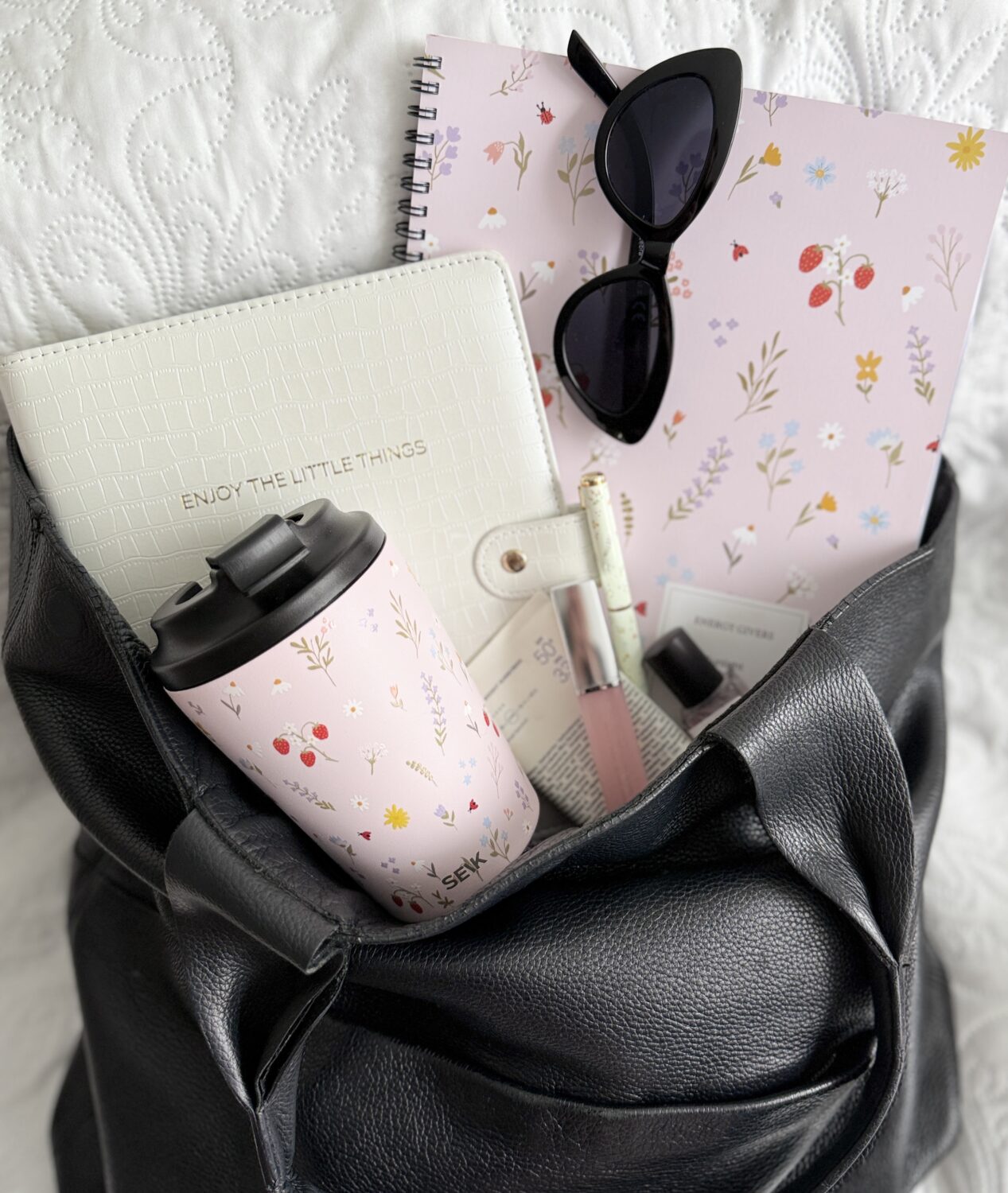 Coffee thermos mug - strawberries (350ml) - Image 6