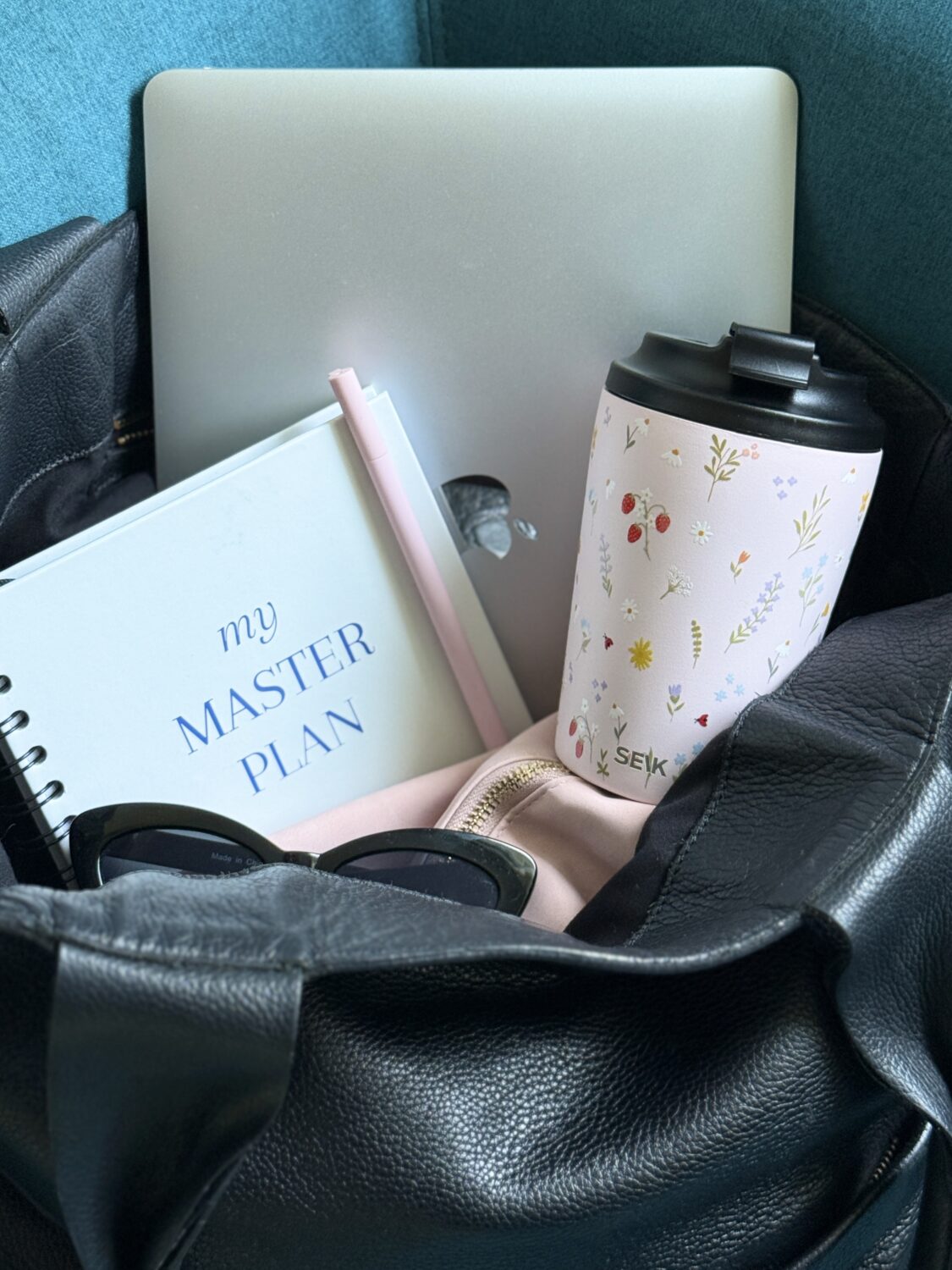 Coffee thermos mug - strawberries (350ml) - Image 3