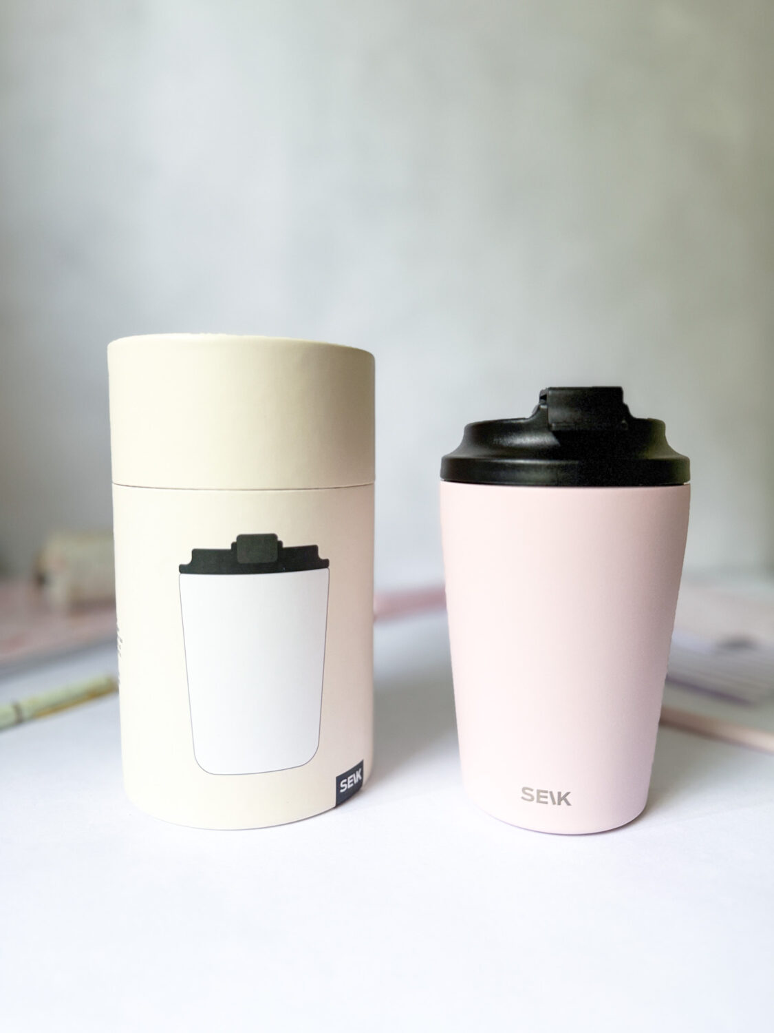 Coffee thermos mug - pink (350ml) - Image 4