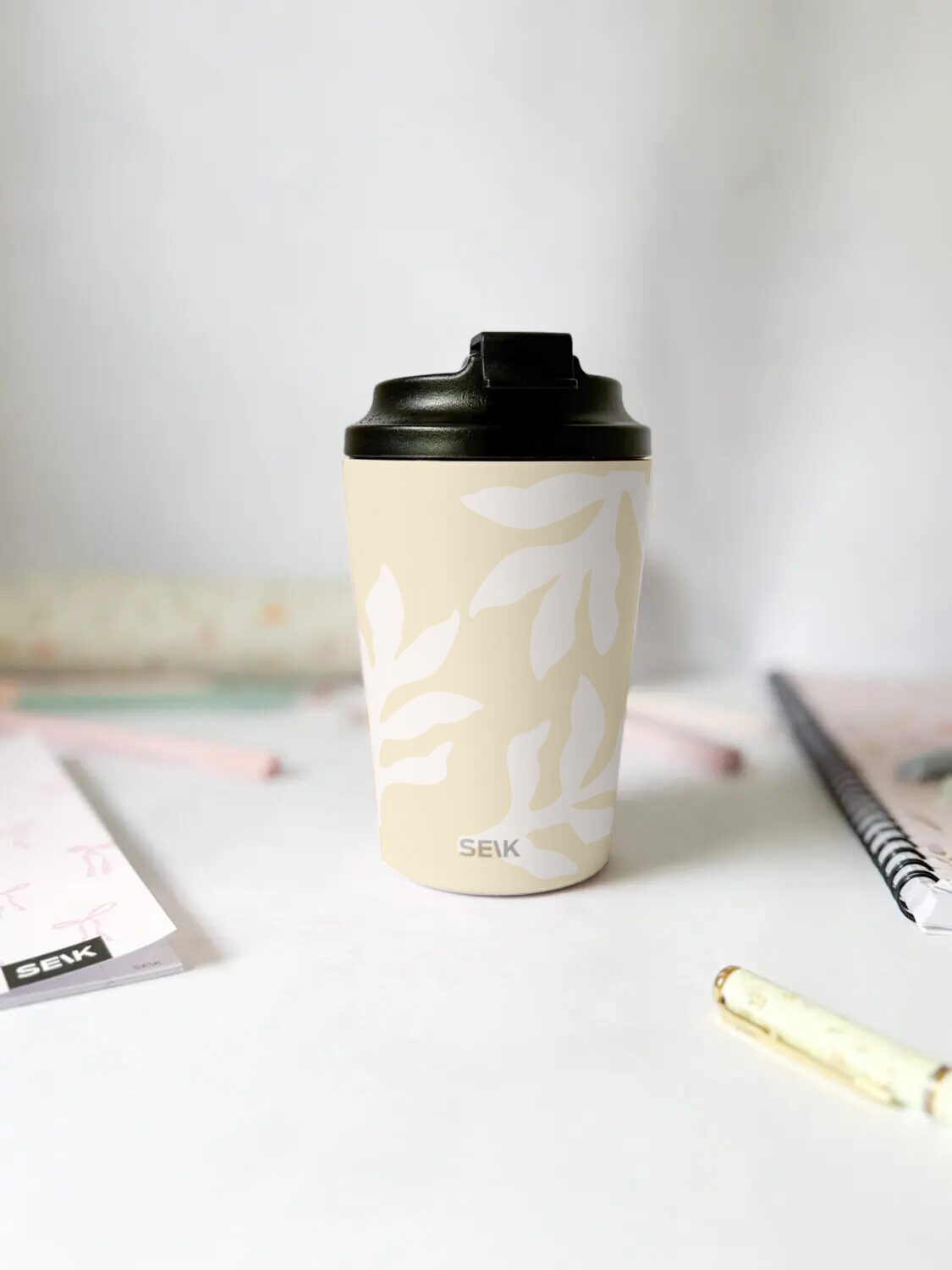 Coffee thermos mug - beige leaves (350ml)