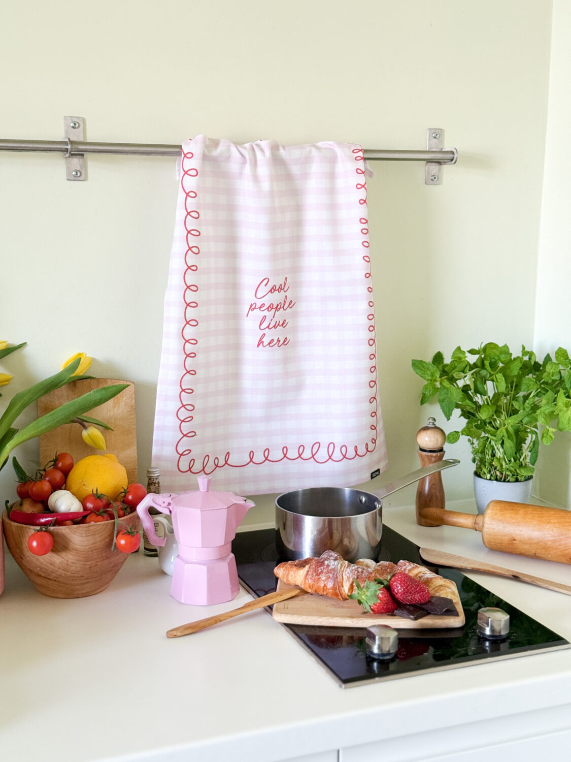 tea towel - cool people live here - Image 6